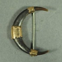 Brooch - front