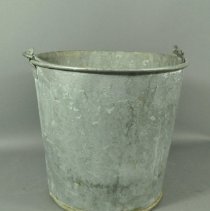 Bucket - front