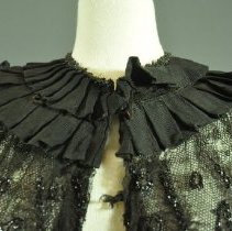 Cape - detail 1