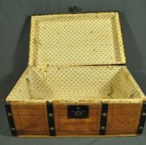 Front view with lid open