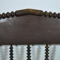 Headboard top centre inside view