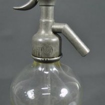 Close up spout marking