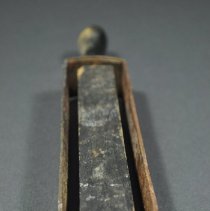 View of end opposite handle