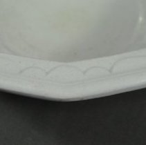 Close up on detail of rim (top side view)