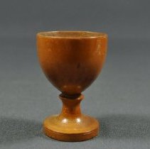 Front view of eggcup (j)