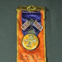 Fraternal ribbon front