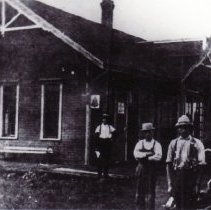 Leelanau Depot in Solon