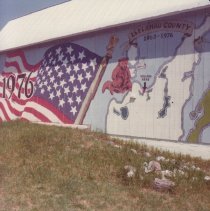 South side of the Bicentennial barn
