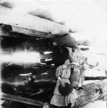 Portrait of Laura Halmund