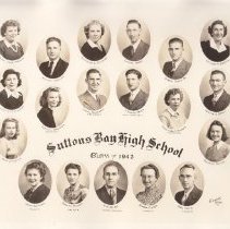 Senior Class Suttons Bay 1943