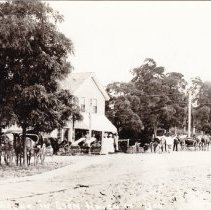 Warne's Store in Glen Haven, 1908?