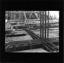 Jernindlæg i ophængt knudepunkt