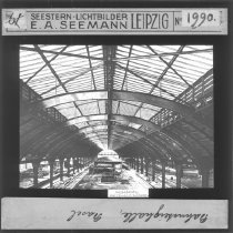 Bahnsteig Halle, Basel