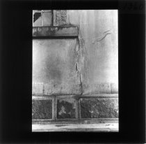 Svindfuge i betonfacade