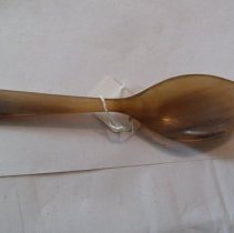 Spoon, Eating