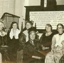 Scene from "Old Peabody Pew"