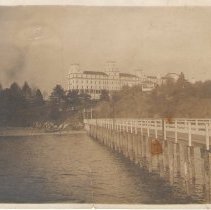 view of Wentworth Bridge and Hotel prior to 1941