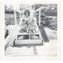 Mayo children on Horner's dock