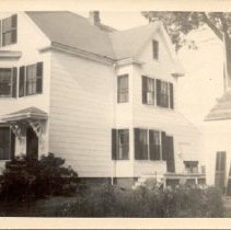 Miller/McAndrew house on Steamboat Lane
