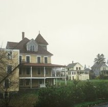 Sea Breeze Hotel with Fellows Court