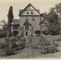 Country House to "Country House"