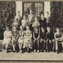 Rye Junior High 8th grade photo