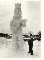 Sculpture by Lynden Bute in 1985 of Elvis Presley, twenty five feet high