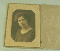 Florence Thompson, Sycamore, Illinois