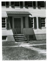 sisters shop door from left