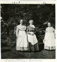1928 Lizzie, Tillie, Emma