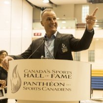 Inductee Paul Coffey speaking at the Education Session