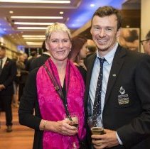 HoF Sylvia Burka and inductee Simon Whitfield posing at the 2017 reception