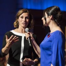 MC Tara Sloane speaking with HoF Catriona Le May Doan