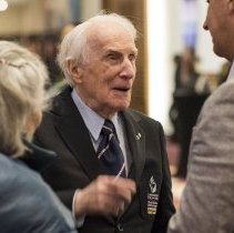 HoF Dr. Frank Hayden conversing at the VIP reception