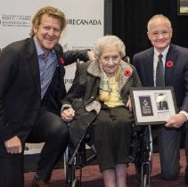 HoF Curt Harnett, inductee Kay Macritchie Macbeth, BoG chair Bob Rooney