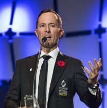 Inductee Mike Weir speaking during 2017 induction ceremony