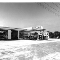 Sinclair Gas Station