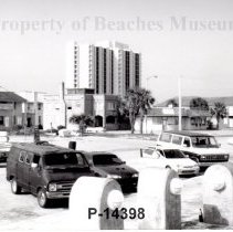 Site of future Joe's Crab Shack August 1990
