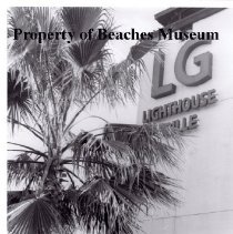 Lighthouse Grille, 2006