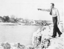 Walter Johnson emulates George Washington