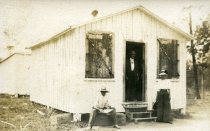 "Lee's Emporium at Arkendale"