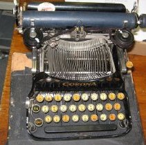 Typewriter, Manual