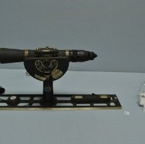 Art.2004.056.001a-h (4)