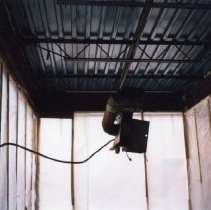 Suspended heating unit inside construction area