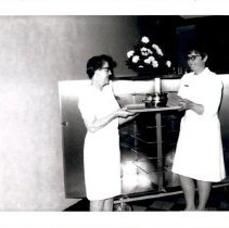 Dietary -  new food tray cart