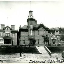 Deadwood School