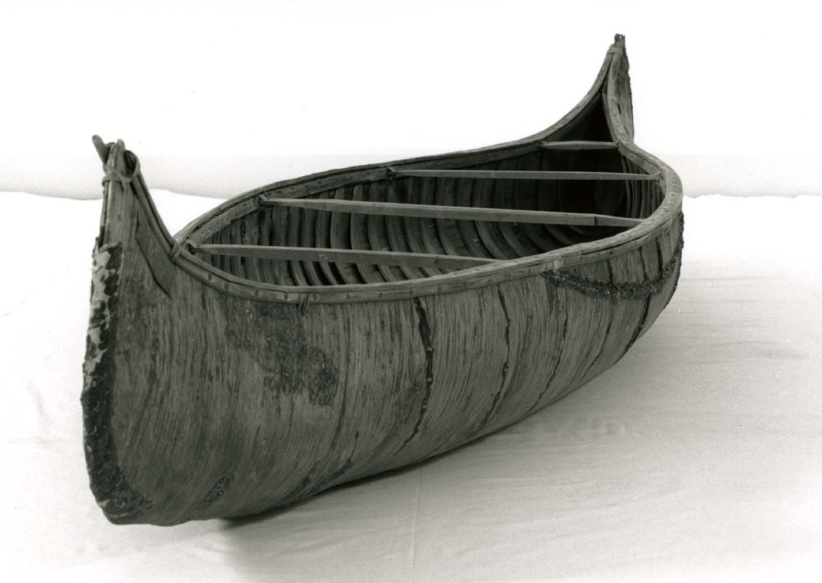 Canoe | Adirondack Experience, image size:1200x851