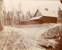Mohegan Road, 1896. Uncas Barn 1896.