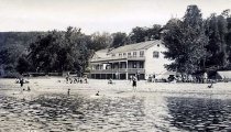 107. Grand View Inn on Bathing Beach, Port Kent, N.Y.