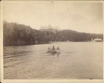 564. Hotel Champlain from the lake.